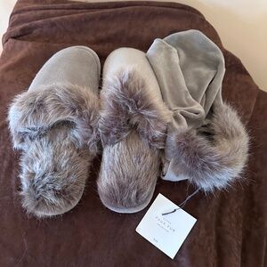 Restoration Hardware Ultra Faux Fur Scuff Slippers with Dust Bag Unisex Size Med